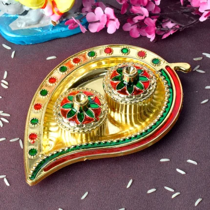 Leaf-Inspired Kumkum Holder with Precision
