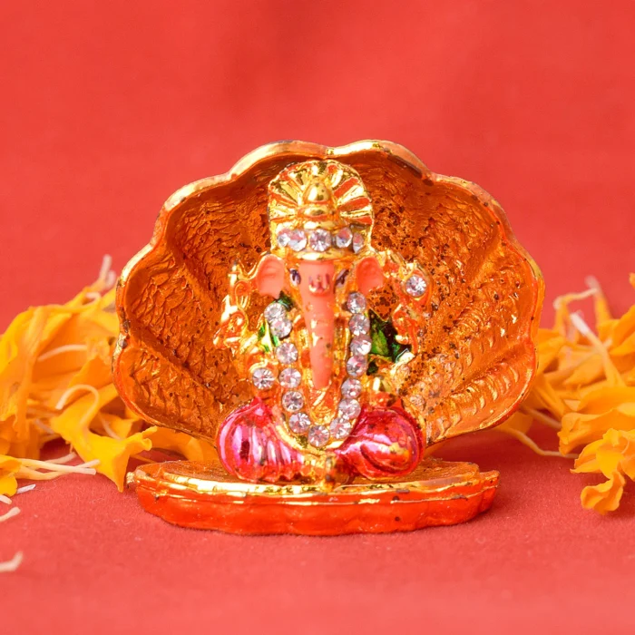 Ganesh Sea Shell Design Idol